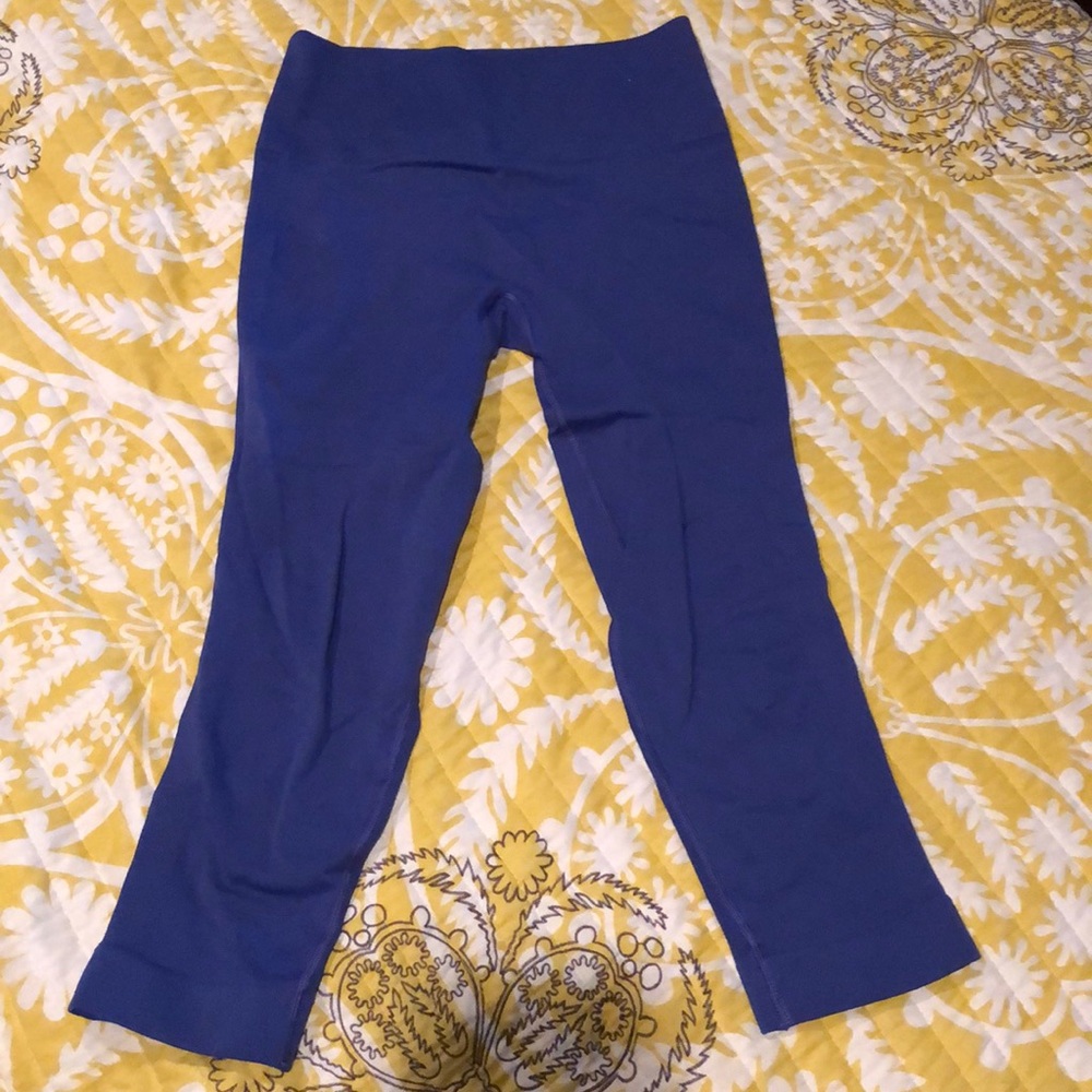 Lululemon compression capris